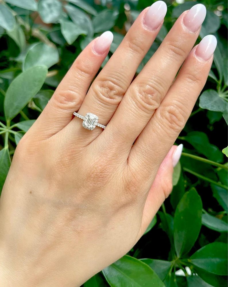 14K Gold 0.84cttw Lab Grown Diamond Engagement Ring - /