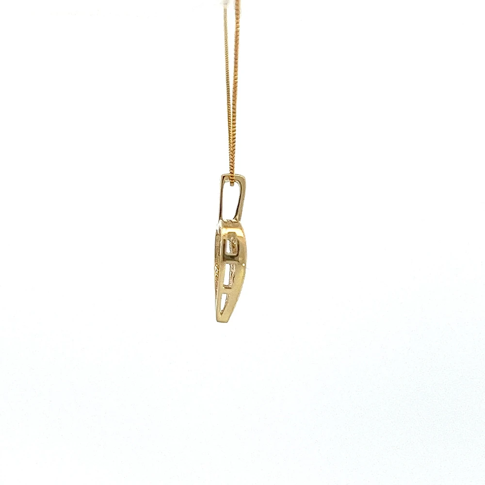 10K Yellow Gold 0.02 cttw Diamond "Mom" Heart Pendant, 18"