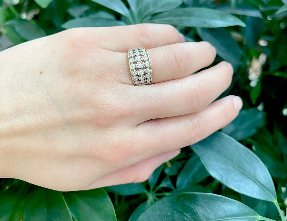 10K Yellow Gold Diamond 0.33cttw Illusion Setting Ring, Size 6.5