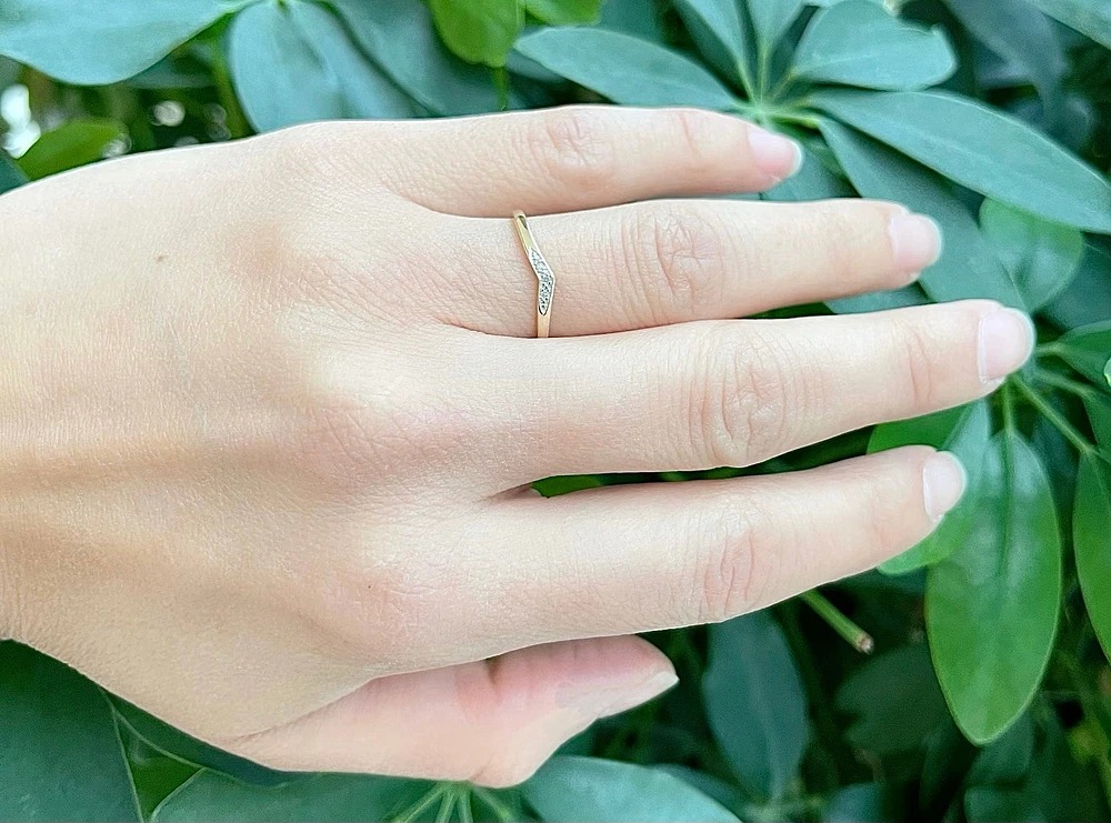 10K Yellow Gold Diamond 0.015cttw Ring, Size 6.5