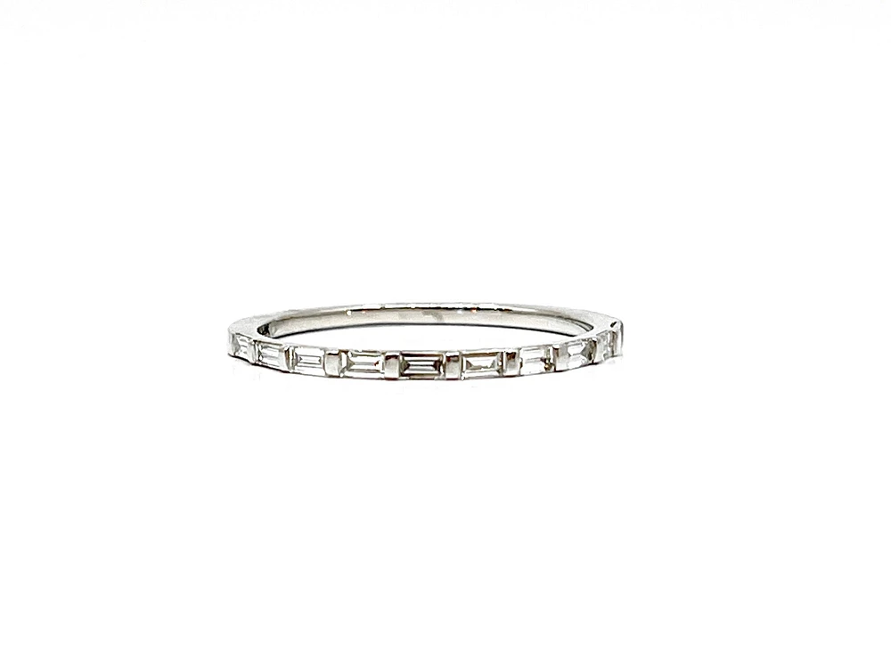 14K White Gold 0.25cttw Straight Baguette Diamond Ring - Size 7
