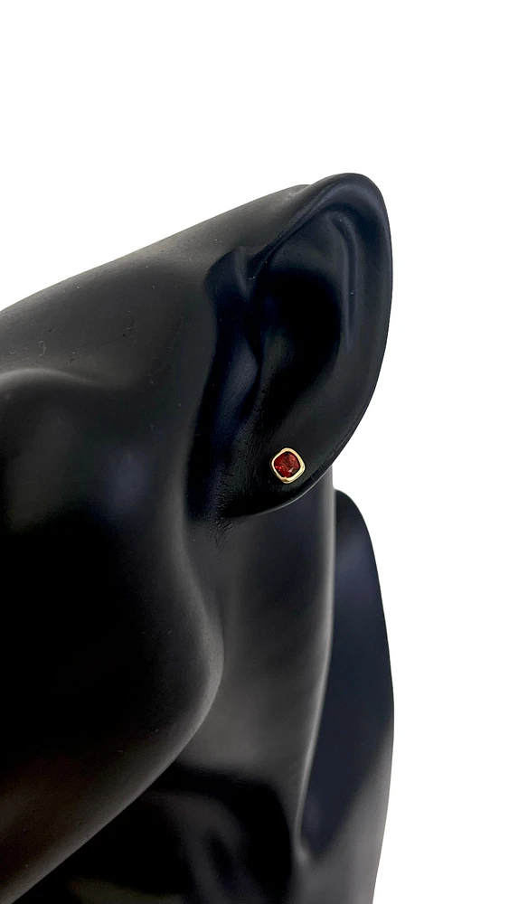 10K Yellow Gold 4mm Cushion Cut Garnet Stud Earrings with Butterfly Backings