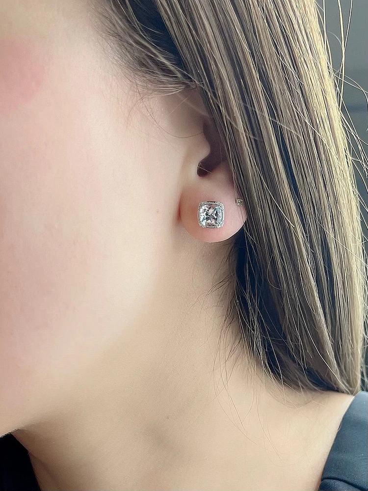 10K White Gold Aquamarine & 0.06cttw Diamond Earrings