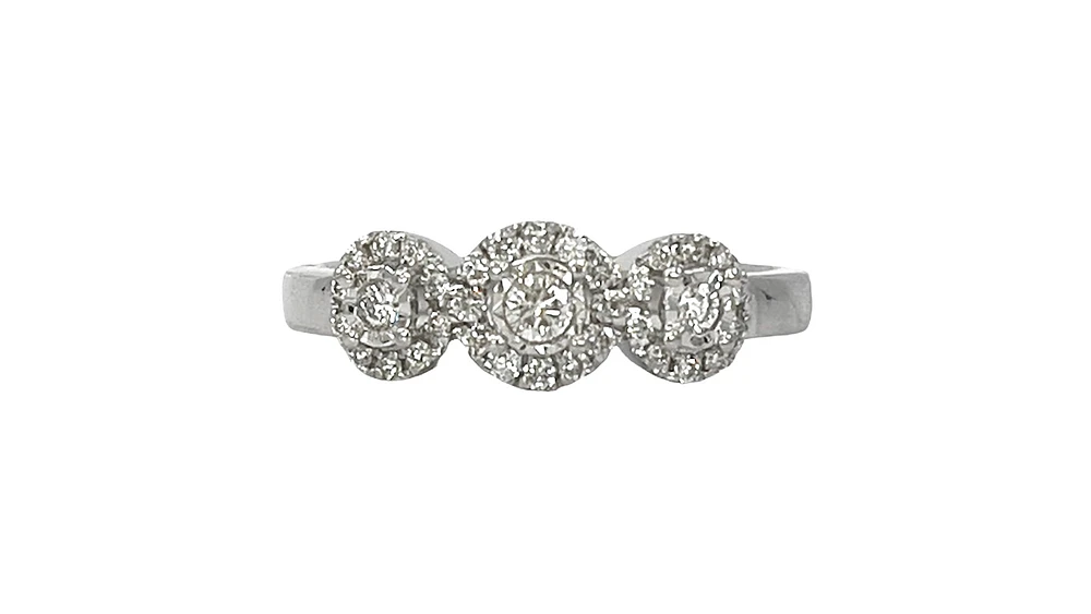 10K White Gold 0.25cttw Round Brilliant Cut 3 Stone Halo Diamond Ring - / 4.5