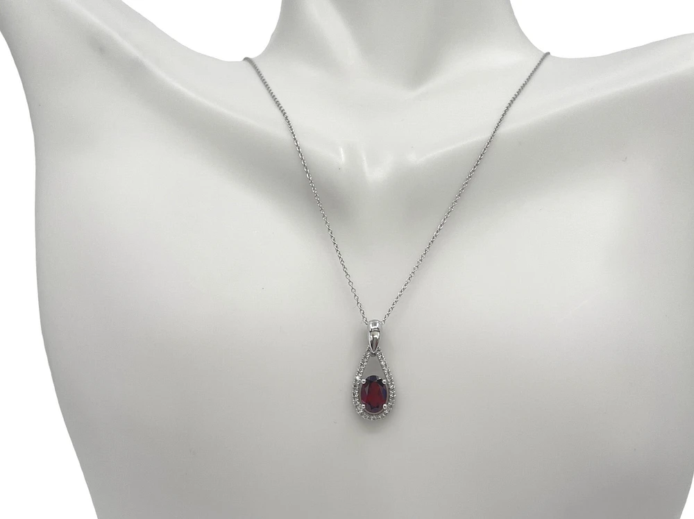 10K White Gold 0.90cttw Garnet and 0.11cttw Diamond Pendant - 18 Inches