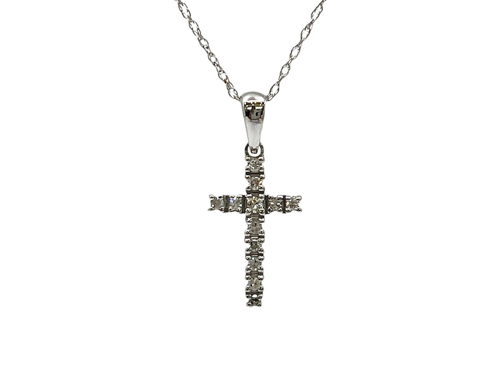 10K White Gold 0.09cttw Diamond Cross Necklace (8mm x 13mm) - 18 Inches