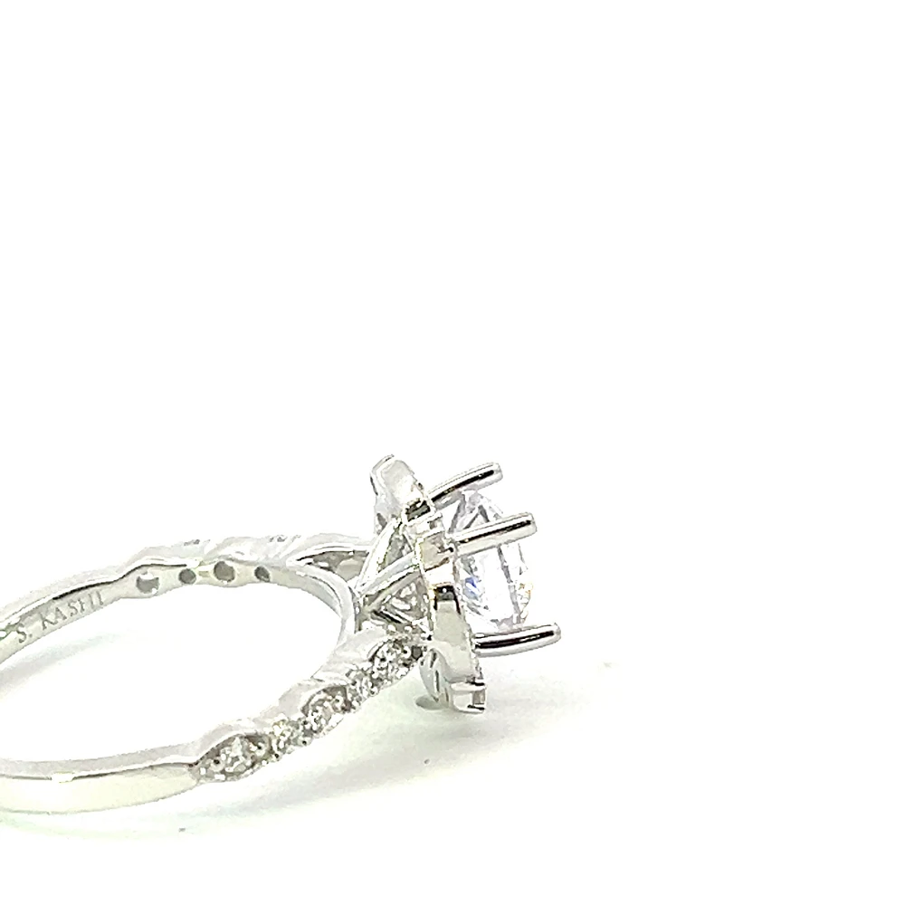 14K Round Brilliant Cut Halo Diamond Ring