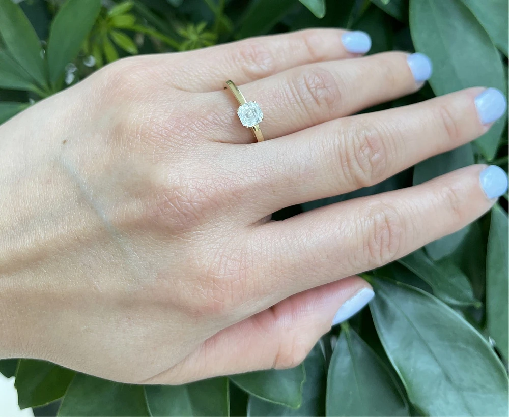 10K Yellow Gold Moissanite 1.00cttw Engagement Ring