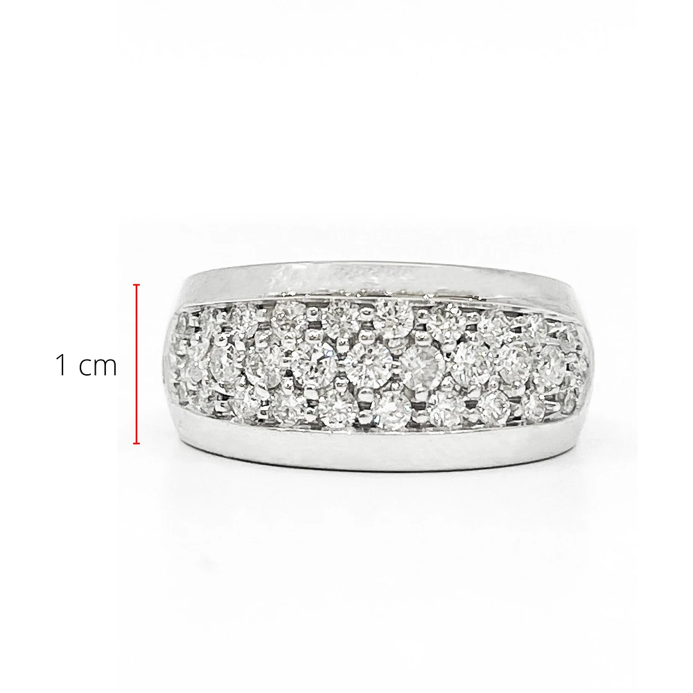 14K White Gold 0.80cttw Diamond Pave Ring, size 6