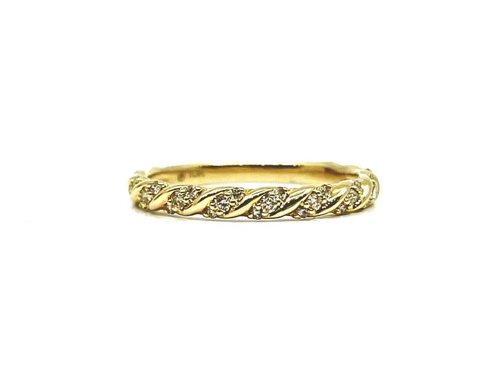 10K Yellow Gold 0.20cttw Diamond Twist Ring - Size 6.5