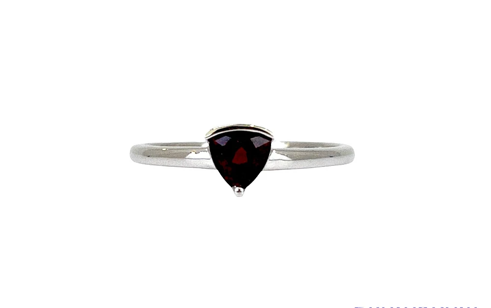 10K White Gold 0.50cttw Genuine Garnet Ring, size 6.5