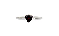 10K White Gold 0.50cttw Genuine Garnet Ring, size 6.5