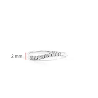 10K White Gold 0.10cttw Round Diamond Ring, 6.5
