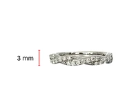 10K White 0.33cttw Diamond Ring, size 6.5