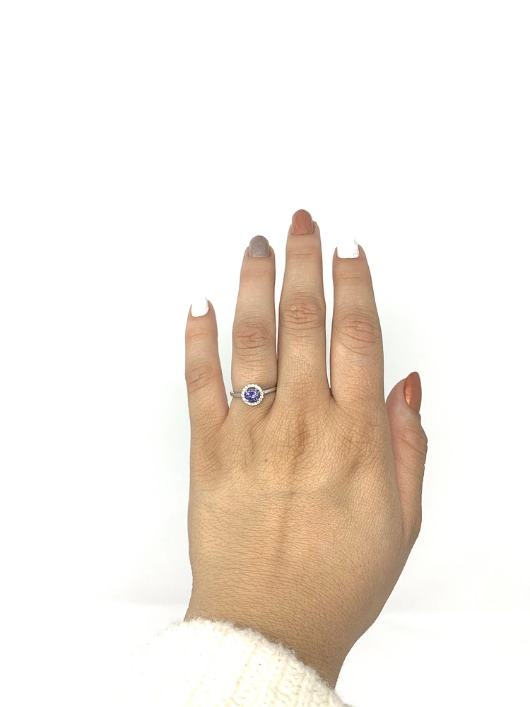 Tanzanite & Diamond Ring