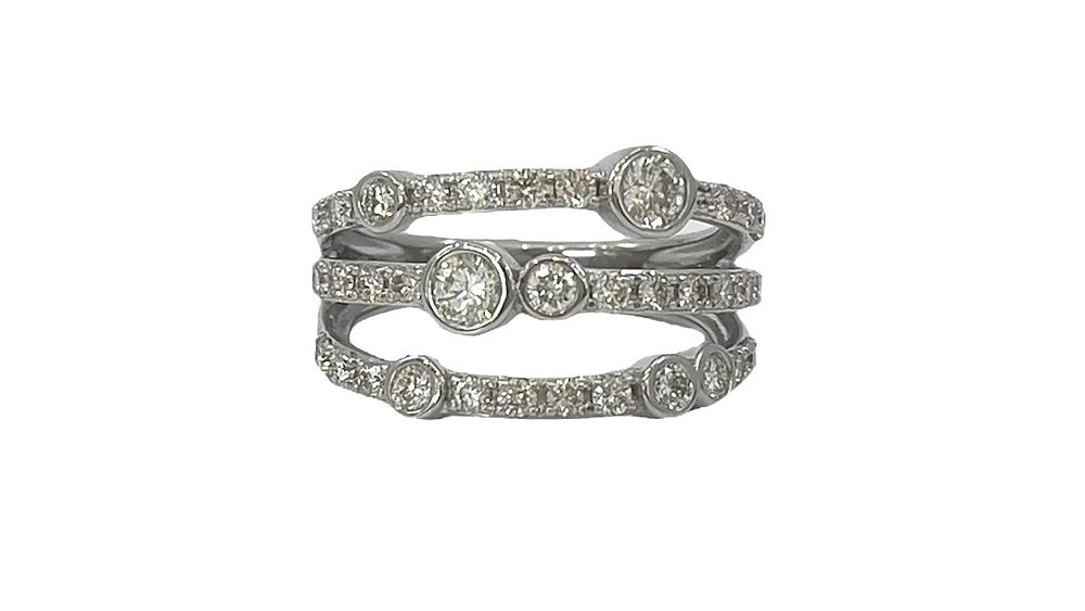 10K White Gold 1.00cttw Diamond Ring, size 6