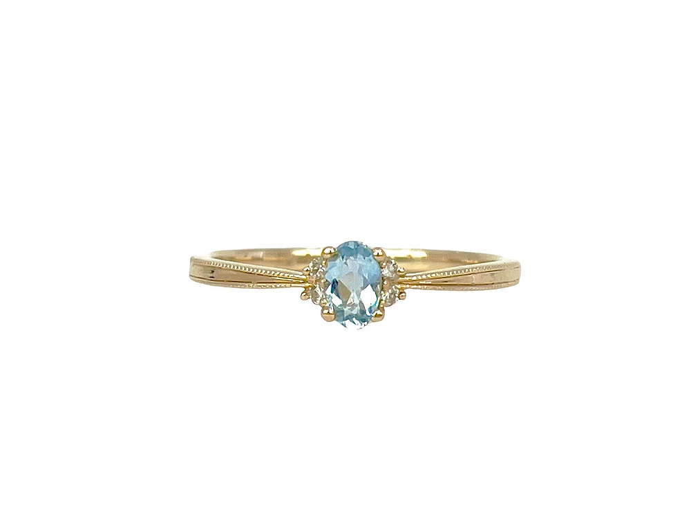 10K Yellow Gold 0.22cttw Aquamarine and 0.03cttw Diamond Ring