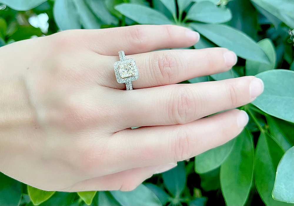 14K White Gold 1.60cttw Fancy Yellow and White Diamond Halo Engagement Ring, size 6