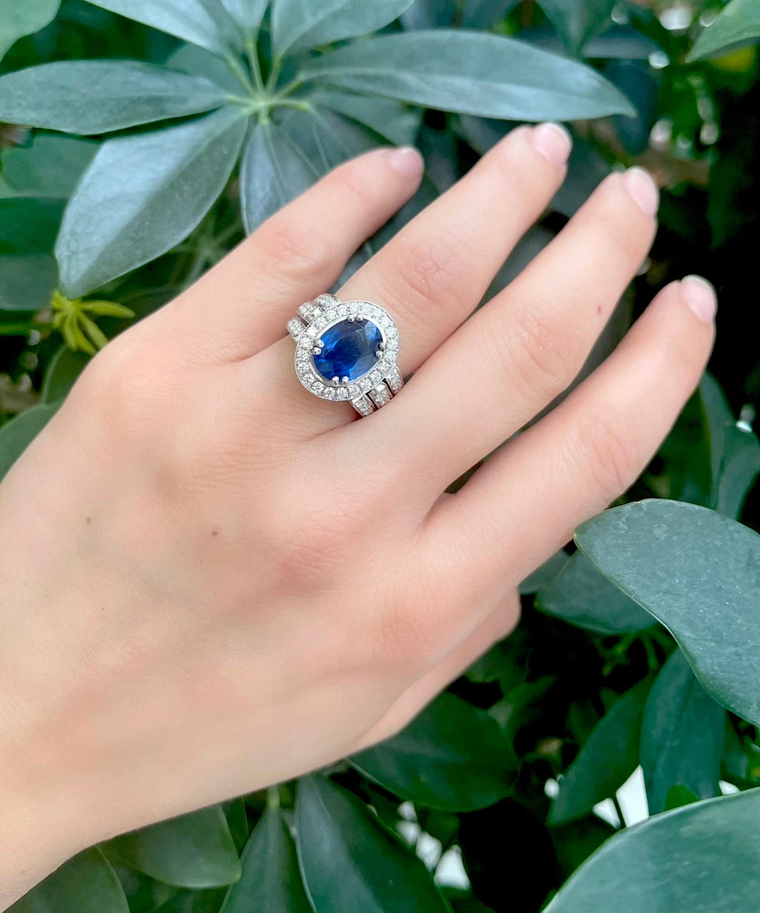 14K White Gold 3.55cttw Genuine Oval Cut Sapphire and 1.50cttw Diamond Ring, size 6.5