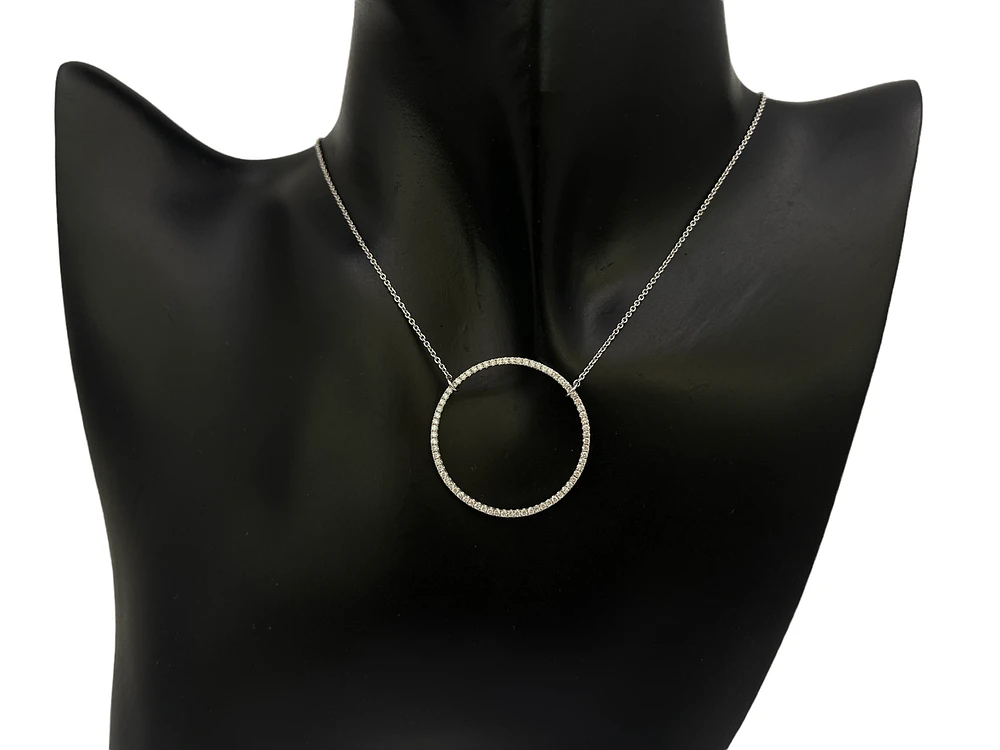 18K White Gold 0.50cttw Diamond Circle Pendant, 18"