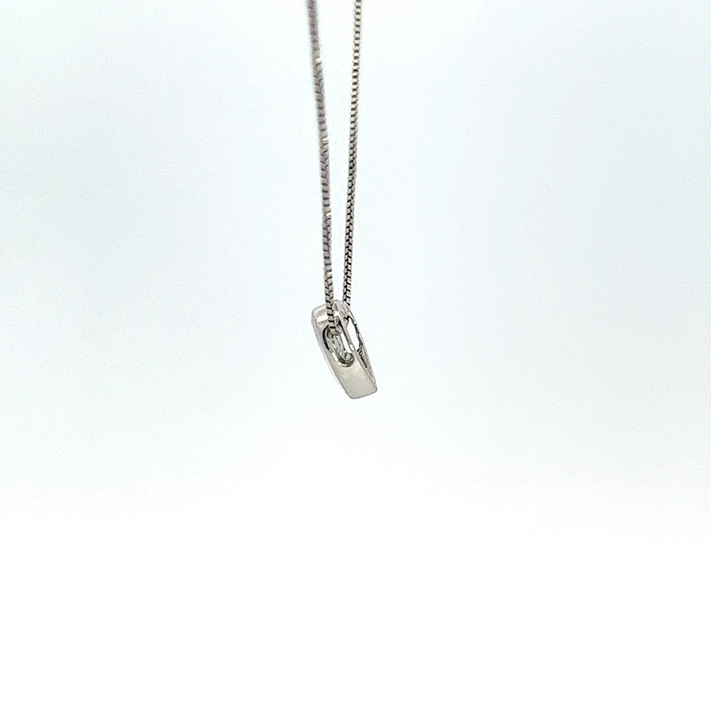 10K White Gold 0.05cttw Diamond Pendant