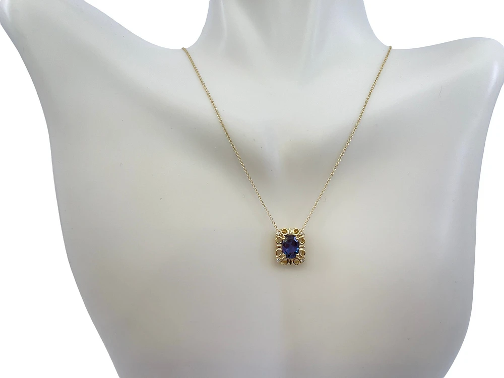 10K Yellow Gold 7x5mm Oval Cut Created Alexandrite and 0.03cttw Diamond Necklace - 18 Inches