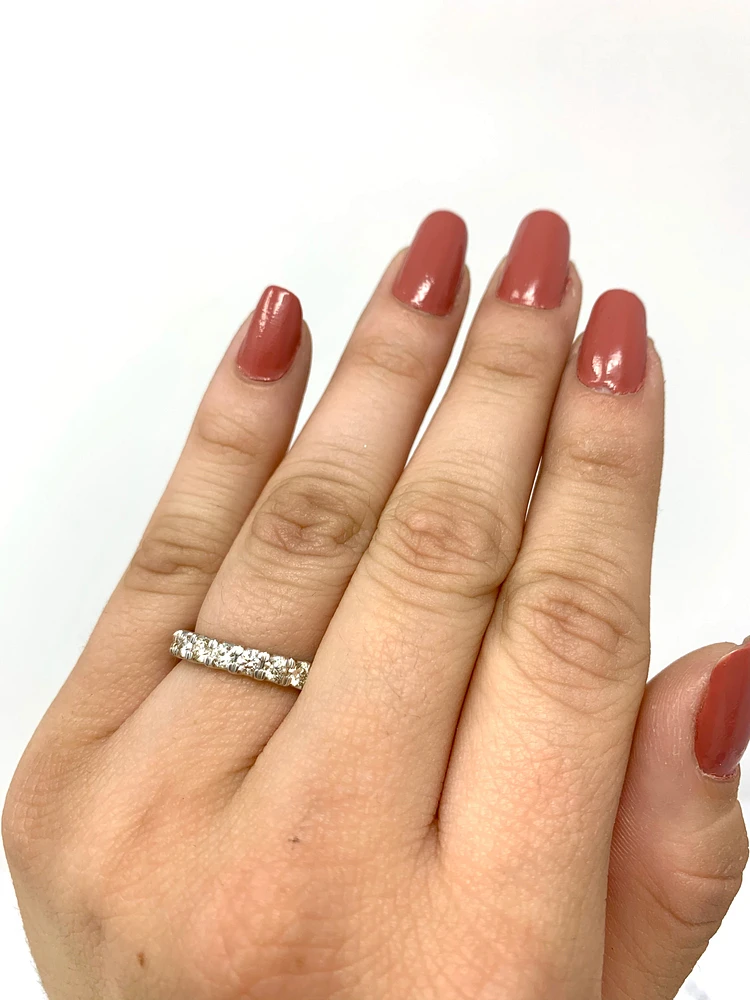 White Gold and Diamond Ring