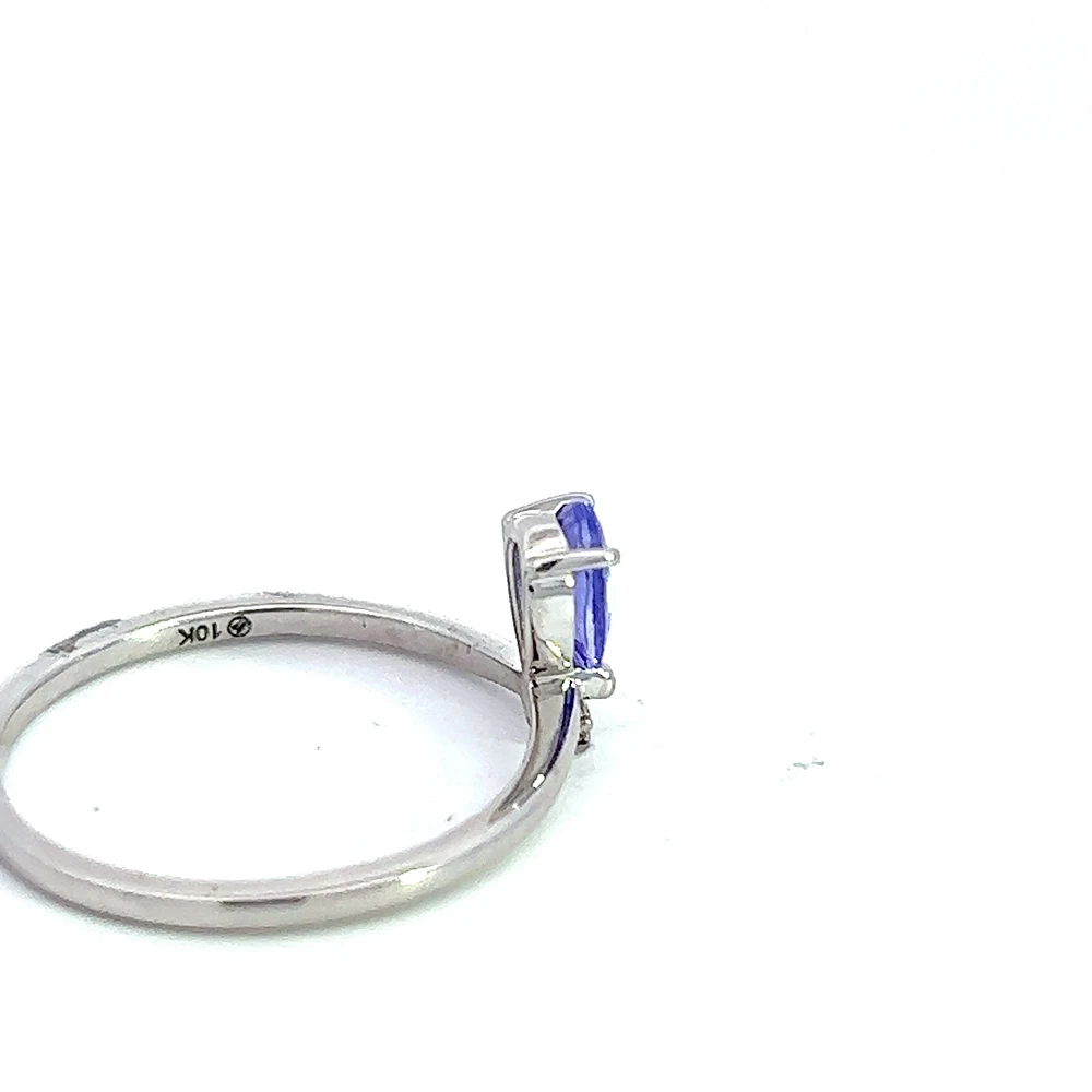 10K White Gold Tanzanite and Diamond Ring - Size 7