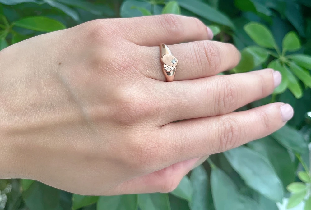 10K Rose Gold 0.01cttw Diamond Heart Signet Ring, size 6.5