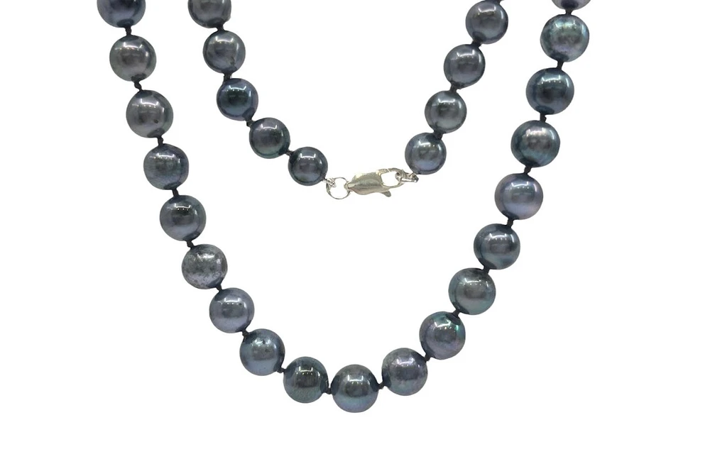 Black Cultured Graduated Pearl Strand with Sterling Silver Lobster Clasp