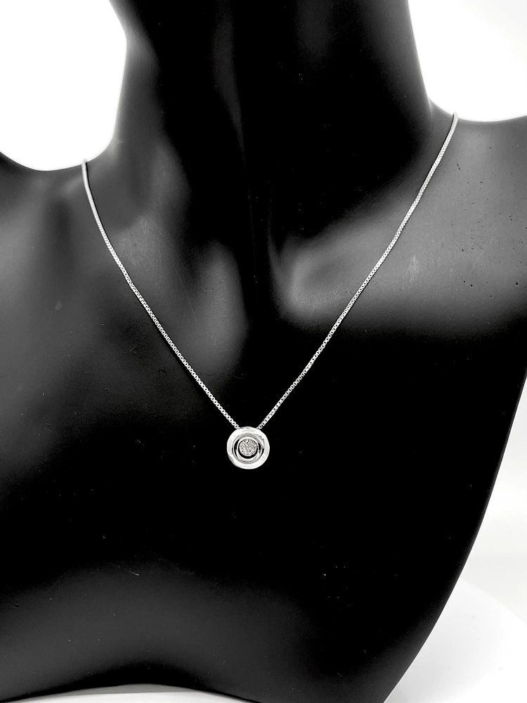 Sterling Silver Canadian Diamond 0.24cttw Round Cut Pendant, 18"