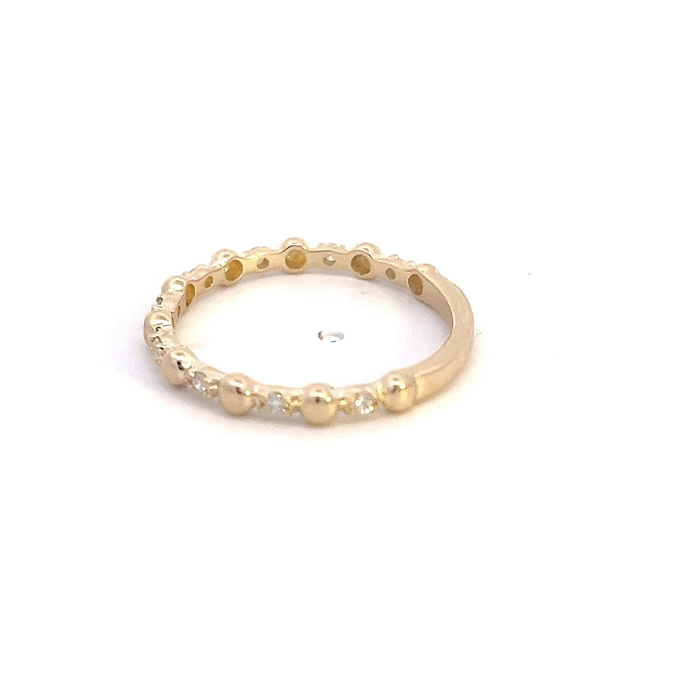10K Yellow Gold 0.10cttw Diamond Ring, size 6.5