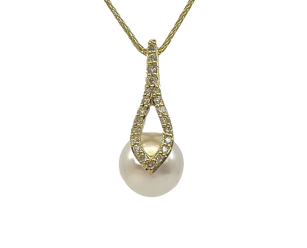 10K Yellow Gold Cultured Pearl and Diamond Necklace, 18"