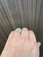 10K Yellow Gold 1.00cttw Diamond Ring - size 6.5