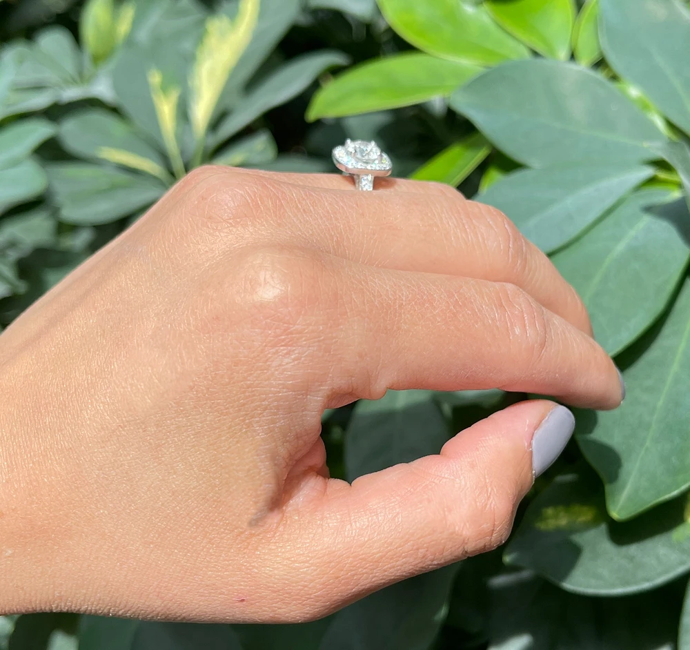 14K White Gold 1.66cttw Diamond Halo Engagement Ring, size 6