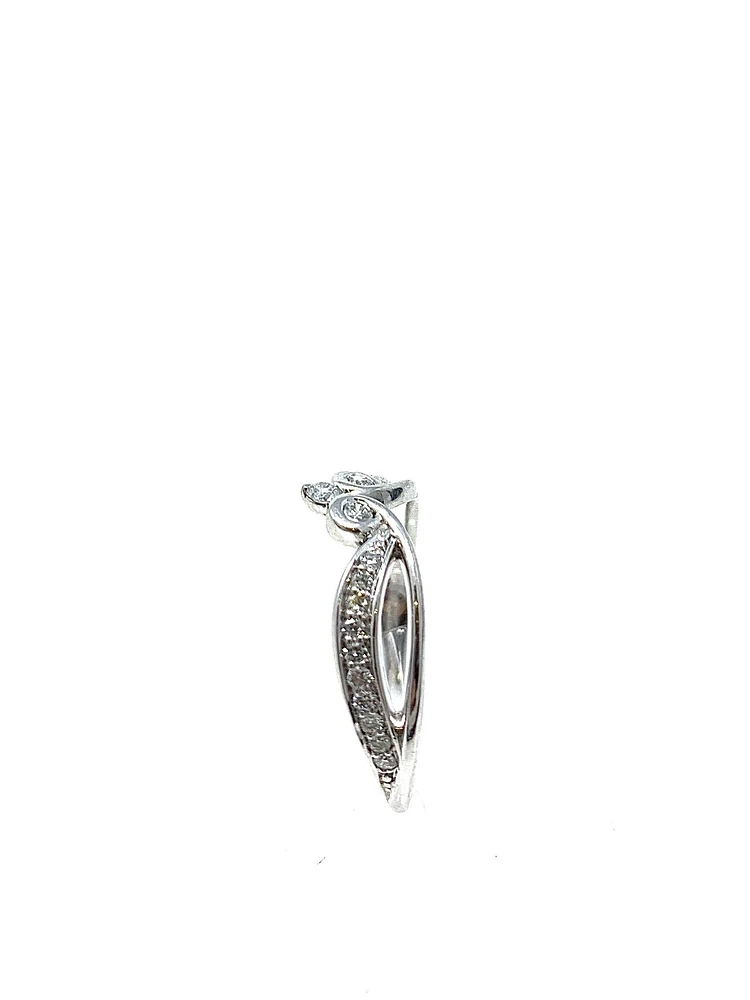 10K White Gold 0.30cttw Diamond Crown Ring, size 6.5
