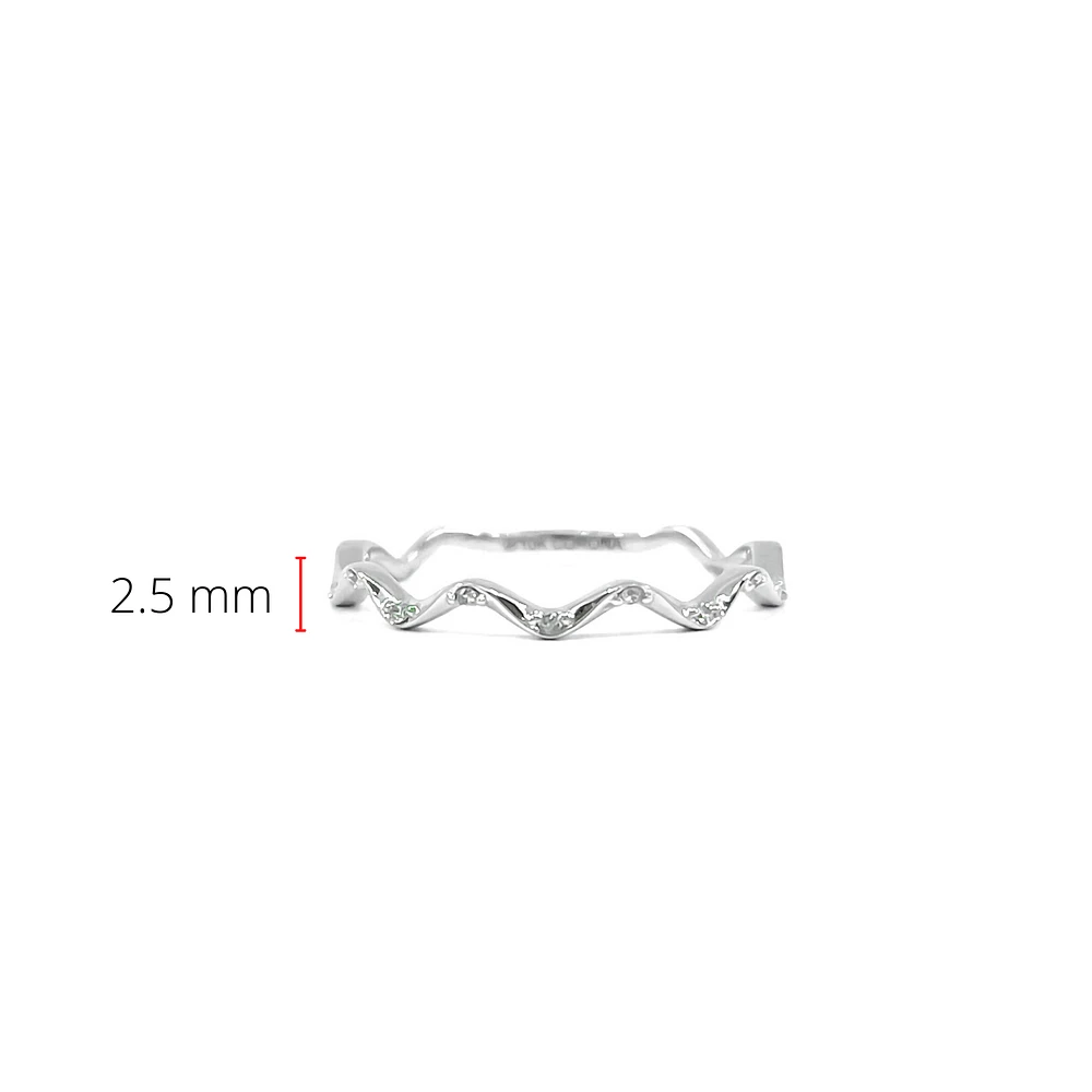 10K White Gold 0.06cttw Diamond Ring, size 6.5