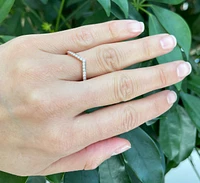 10K Yellow Gold 0.10cttw Round Cut Diamond Ring, size 6.5