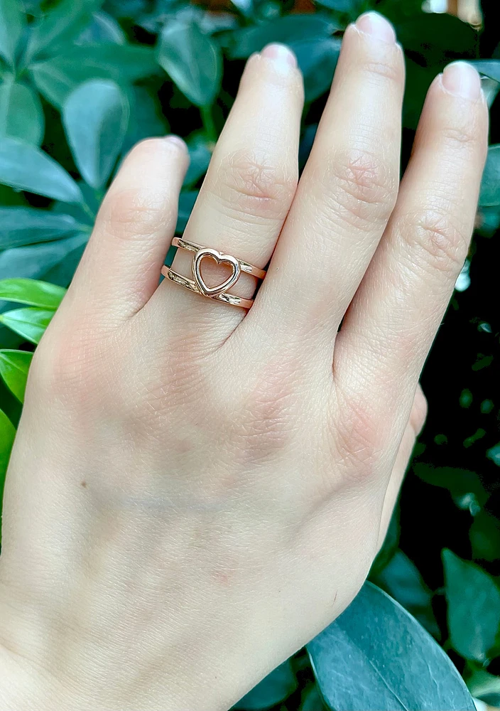 10K Rose Gold Heart Ring, size 6.5