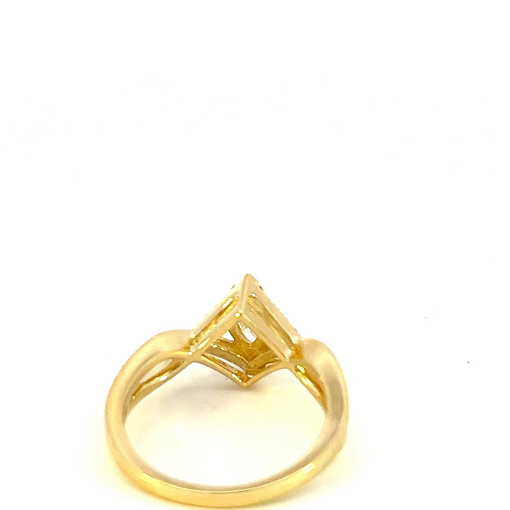 14K Yellow Gold 0.76cttw Marquise Cut Lab Grown Diamond Ring, 6 - / White