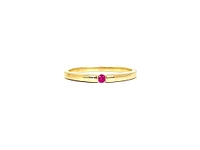 10K Yellow Gold 0.07cttw Genuine Ruby Ring, size 6