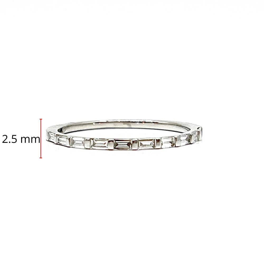 14K White Gold 0.25cttw Straight Baguette Diamond Ring - Size 7