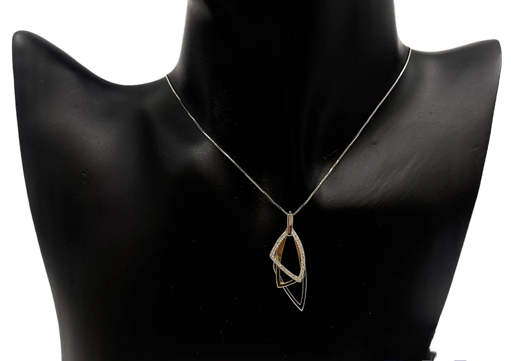 14K 2 Tone Gold 0.22cttw Diamond Pendant, 18"