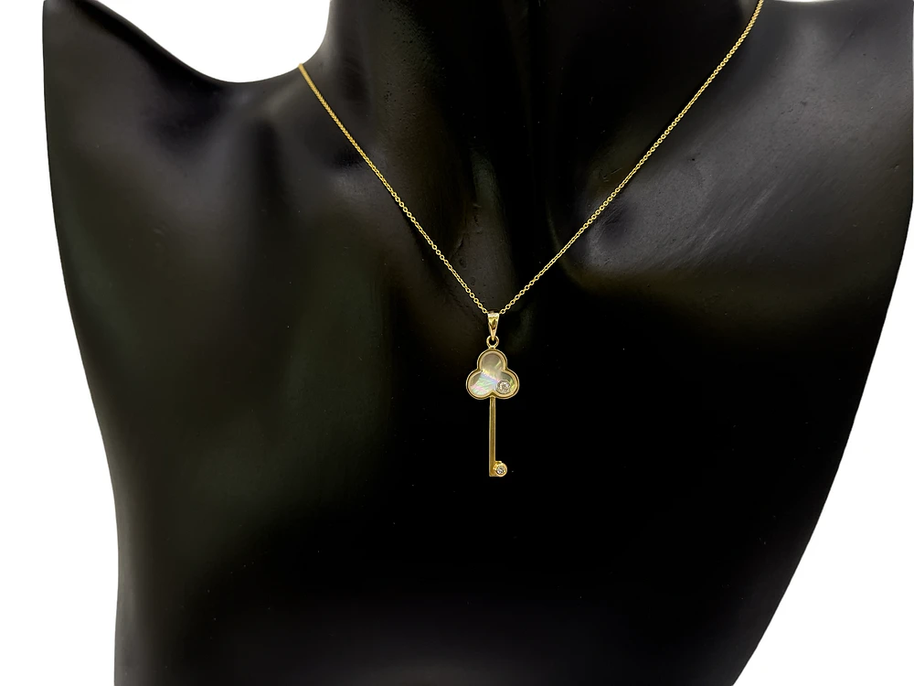 10K Yellow Gold Mother of Pearl and 0.02ctttw Diamond Pendant, 18"