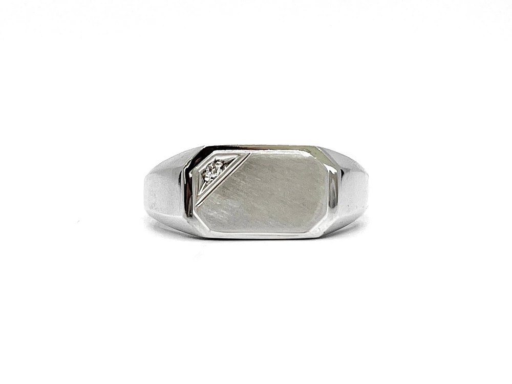 10K White Gold 0.007cttw Diamond Signet Ring - /