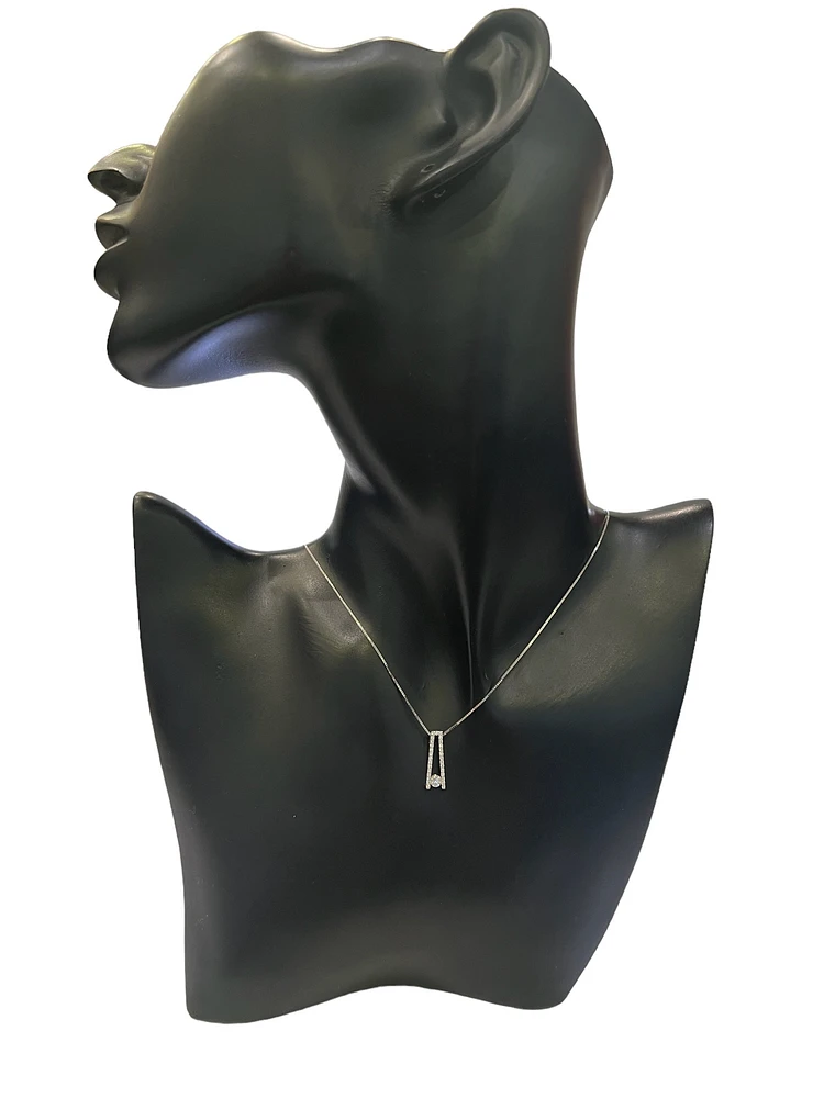 10K White Gold 0.30 cttw Canadian Diamond Pendant, 18"
