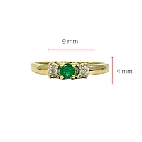 10K Yellow Gold Emerald and Diamond 3 Stone Ring - Size 6