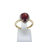10K Yellow Gold 10 x 7mm Pear Shaped Garnet and 0.135cttw Diamond Ring