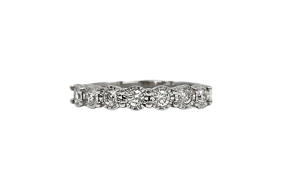 10K White Gold 0.35cttw Illusion Setting Diamond Ring - Size 6.5