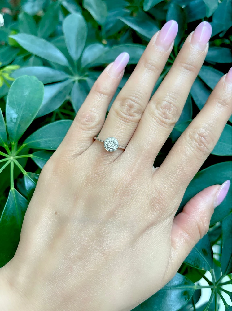 10K White Gold 0.19cttw Diamond Halo Engagement Ring, size 6.5